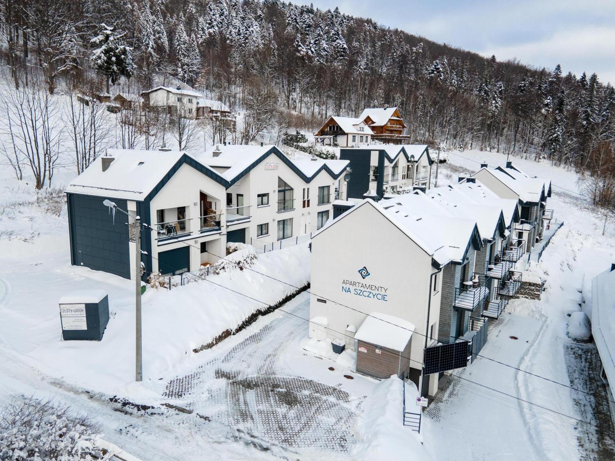 Apartamenty Na Szczycie Z Balkonem - Dream Apart Щирк Екстер'єр фото