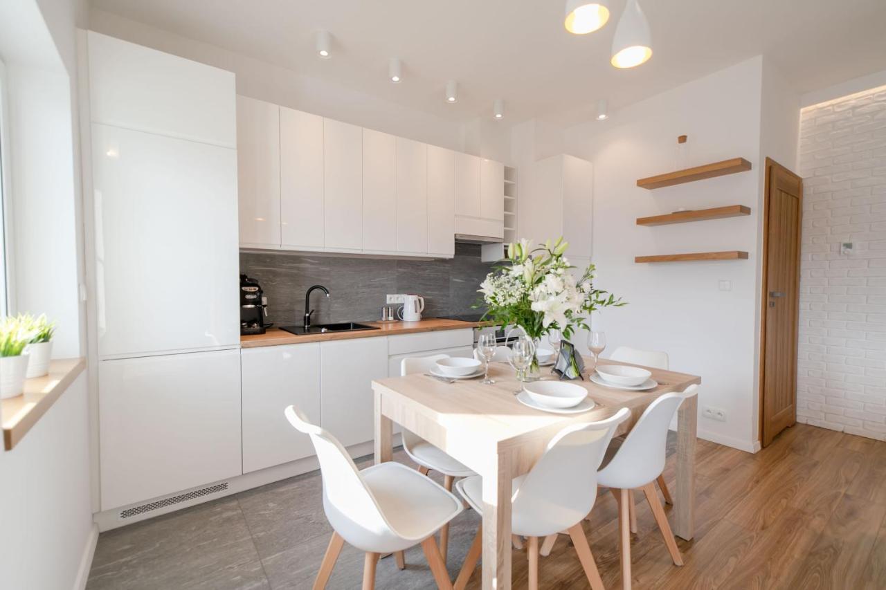 Apartamenty Na Szczycie Z Balkonem - Dream Apart Щирк Екстер'єр фото
