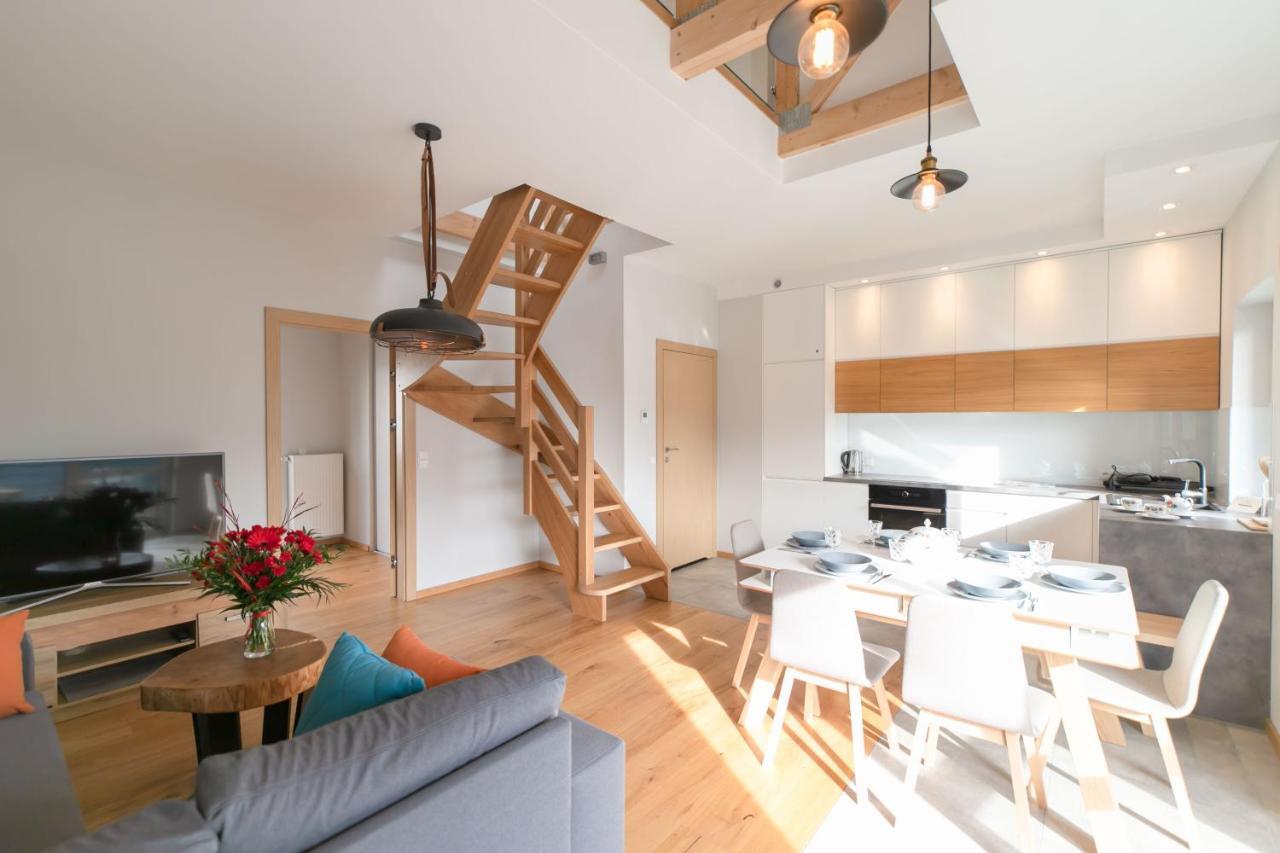 Apartamenty Na Szczycie Z Balkonem - Dream Apart Щирк Екстер'єр фото